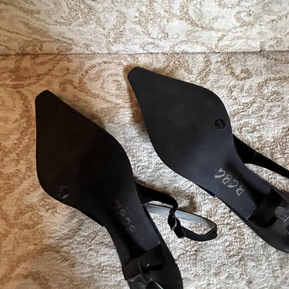 😎ESTATE SALE Shoes Heels BCBG Black Suede Slingback Pumps Sz 7B - Picture 4 of 4